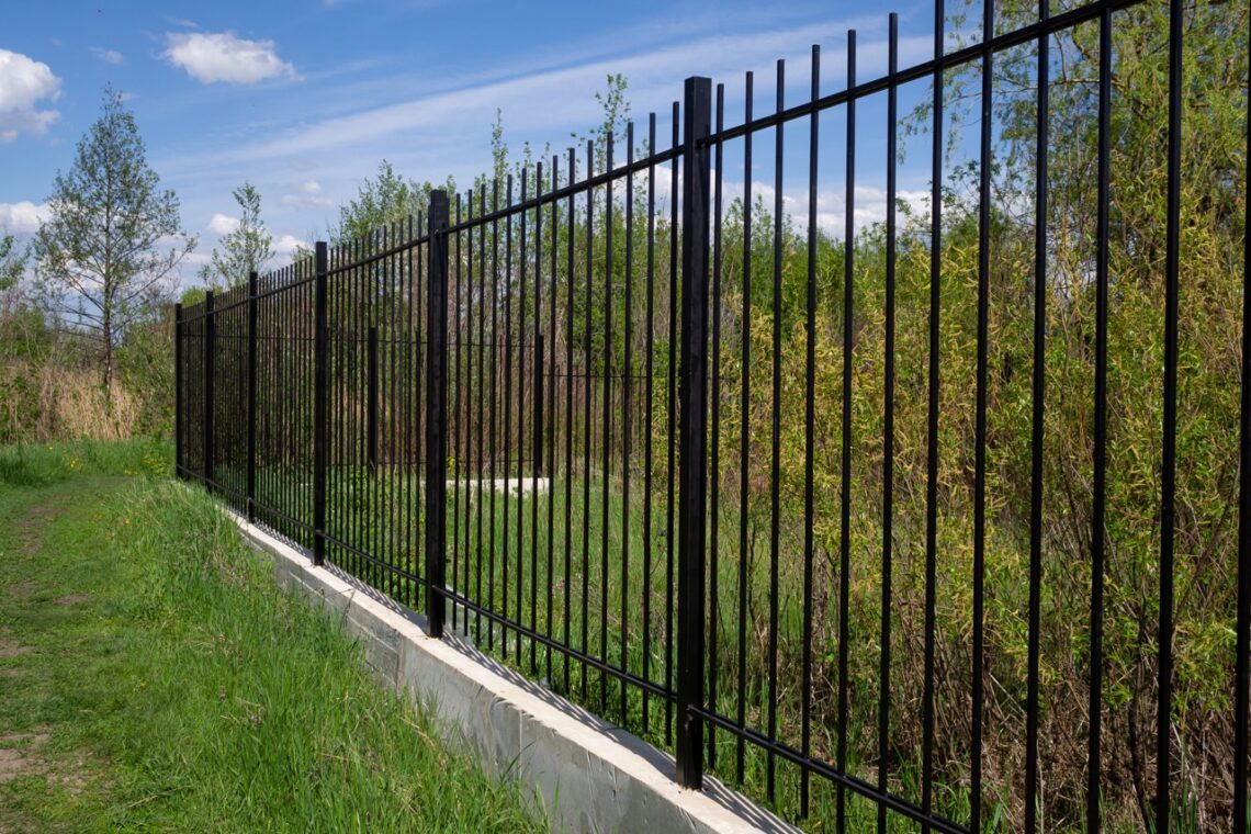Fencing Materials 101: Which Option is Best for Your Home?