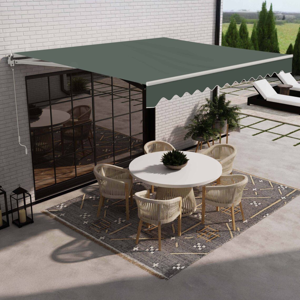 What Is the Difference Between a Retractable Awning vs. a Fixed Awning?