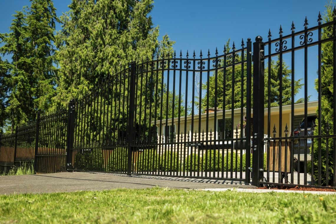 Does a Fence Increase Property Value of  Your Home?